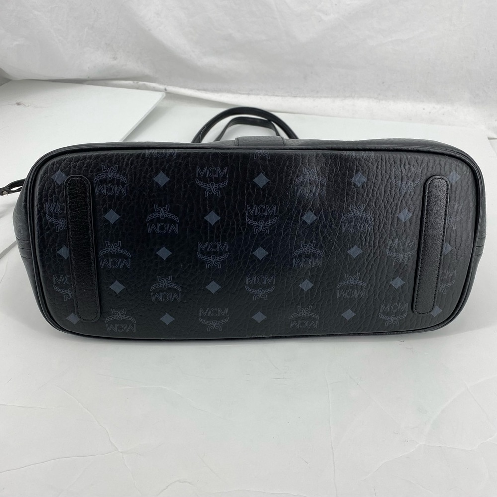 MCM Black Medium Liz Reversible Visetos Shopper - Picture 4 of 10